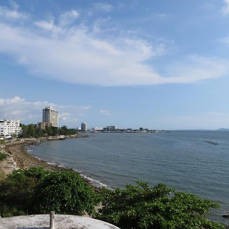 Sriracha Hotel And Spa Ban Huai Yai Phrom Zewnętrze zdjęcie