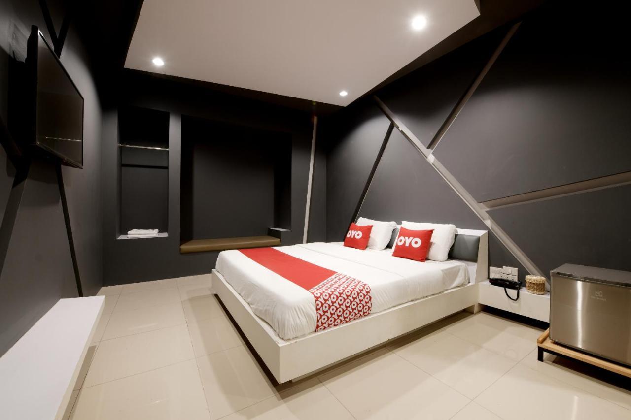 Sriracha Hotel And Spa Ban Huai Yai Phrom Zewnętrze zdjęcie